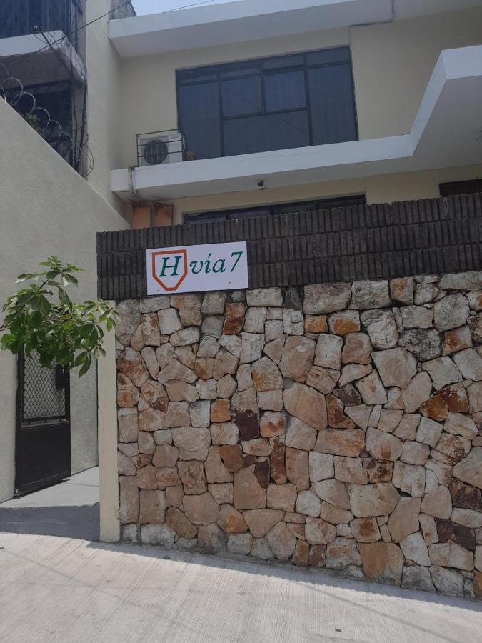 Hospedaje Via 7 Guatemala City ภายนอก รูปภาพ